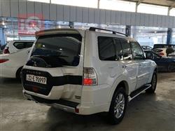 ميتسوبيشي باجيرو